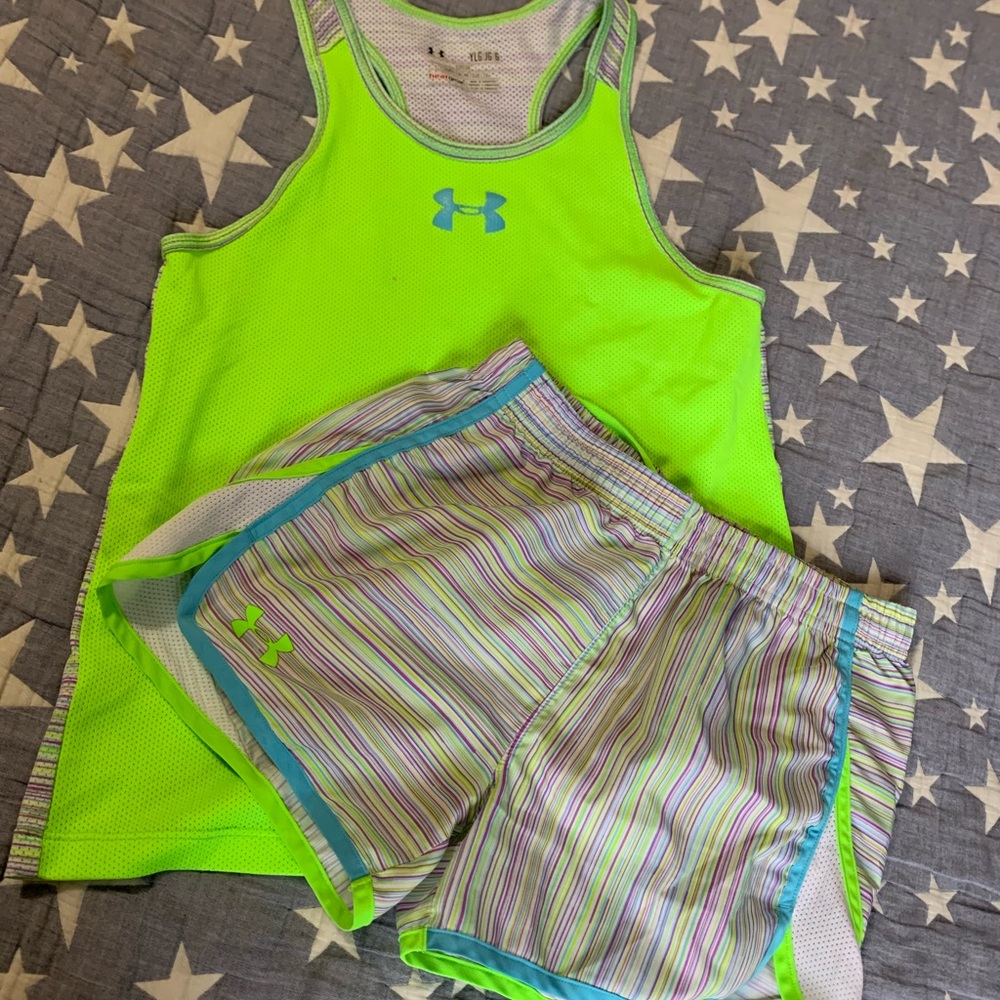 Under Armour set youth large